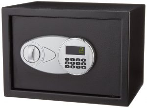 6-amazonbasics-security-safe