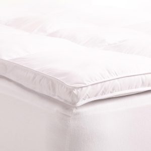 #8. All-Season Down Alternative Mattress Topper