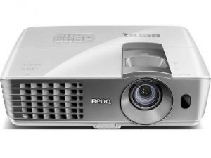 #3. BenQ DLP 1080p 3D Home Theater Projector