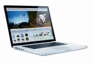 7. Apple MacBook Pro MC026LL/A Laptop