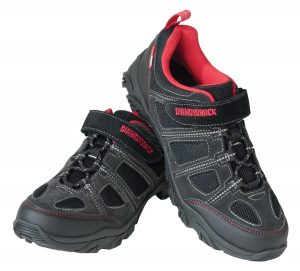 7.Diamondback Men's Trace Clipless Pedal Compatible Cycling Shoes