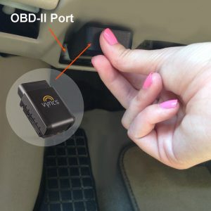 9. Vyncs 3G Car GPS Tracker