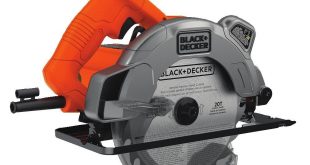 Black & Decker BDECS300C Circular Saw